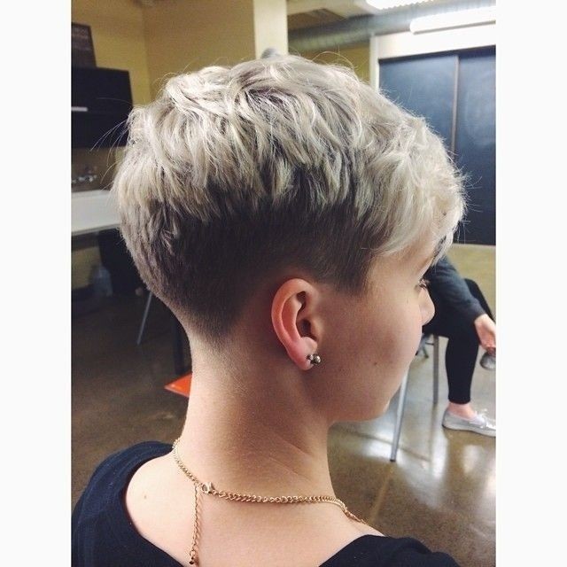 Stylish Pixie Haircuts - Very Short Hairstyles for Girls and Women