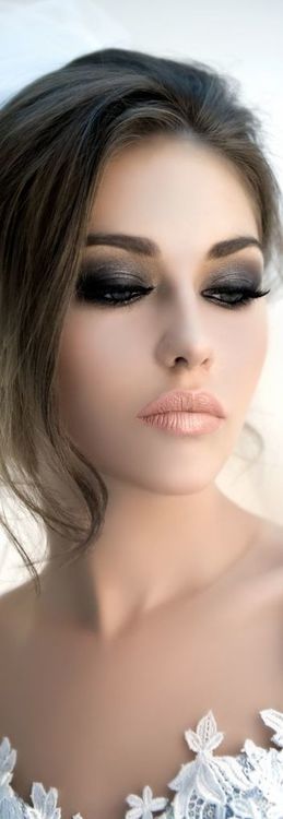 Black Smoky Eye with Nude Lip Makeup Idea
