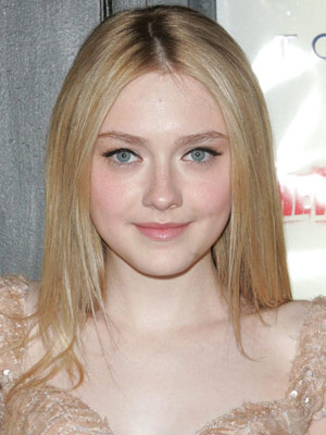 Dakota Fanning Lovely Baby Pink Makeup