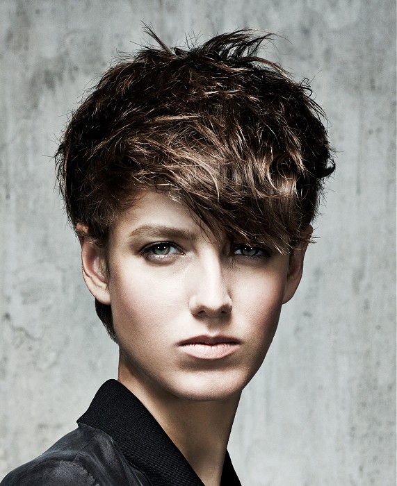 15 Cool Short Straight Hairstyles for Women - Styles Weekly