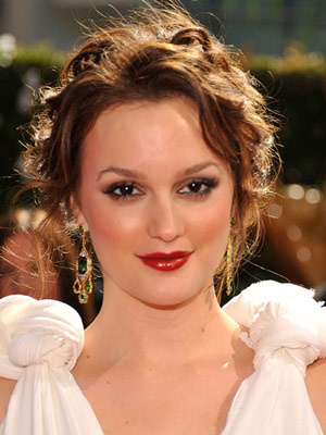 Leighton Meester Stunning Red Lip Makeup Look