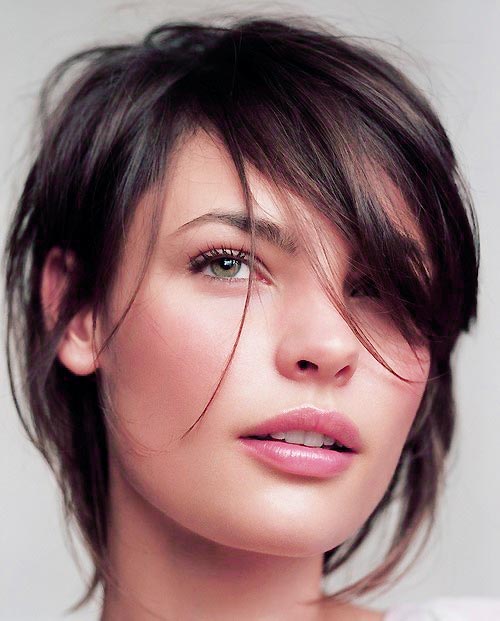 51 Sexiest Short Hairstyles for Women Over 40 in 2023