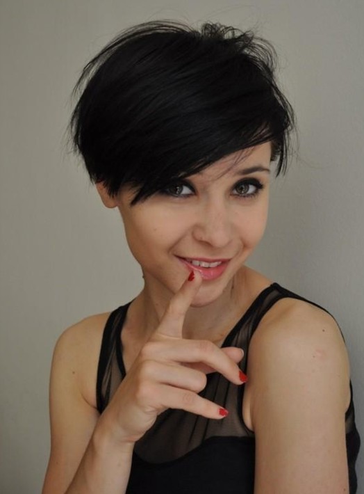 Short Hairstyle With Side Bangs