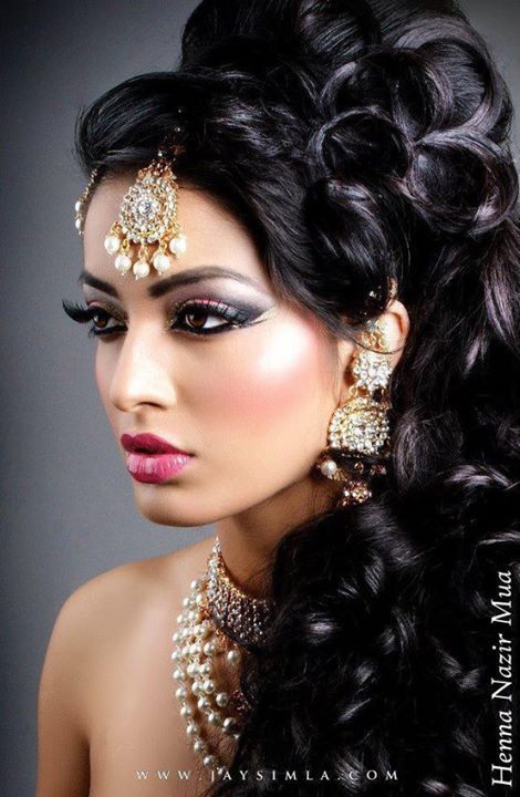 Latest Indian Style Bridal Makeup and Hairstyle Idea