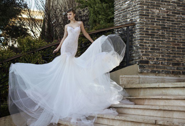 NURIT HEN Wedding Gown