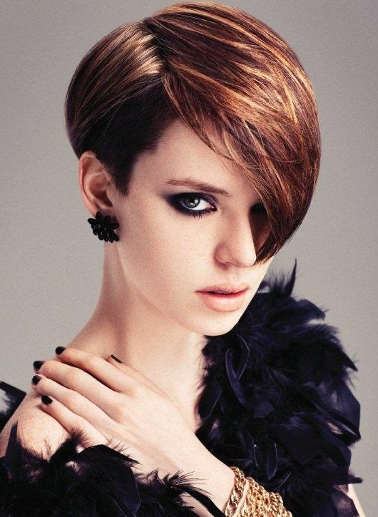 Popular Short Hairstyle with Long Side Swept Bangs for Women