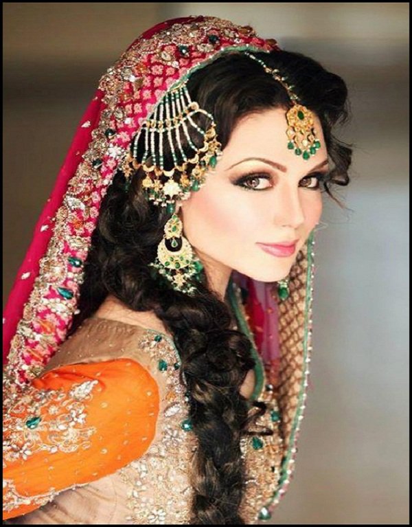 Pretty Indian Bridal Makeup and Hairstyle