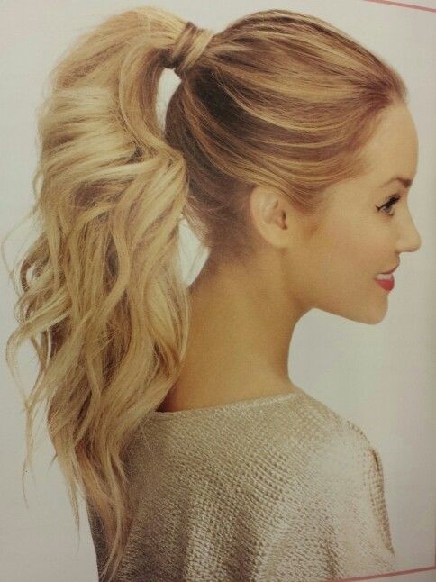 Chic High Wavy Ponytail