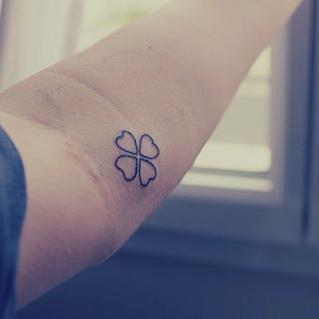 Get-Lucky Tattoo for women