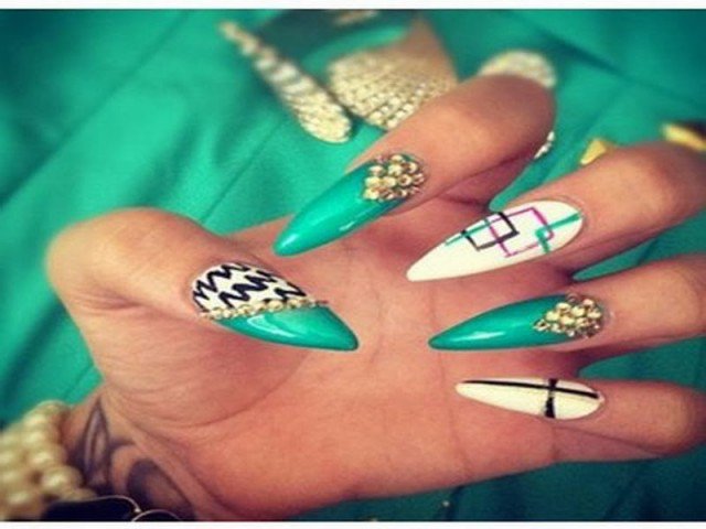 Stiletto Nail Designs