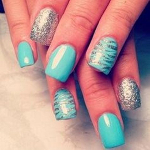 Pretty Mint Nail Design for Summer