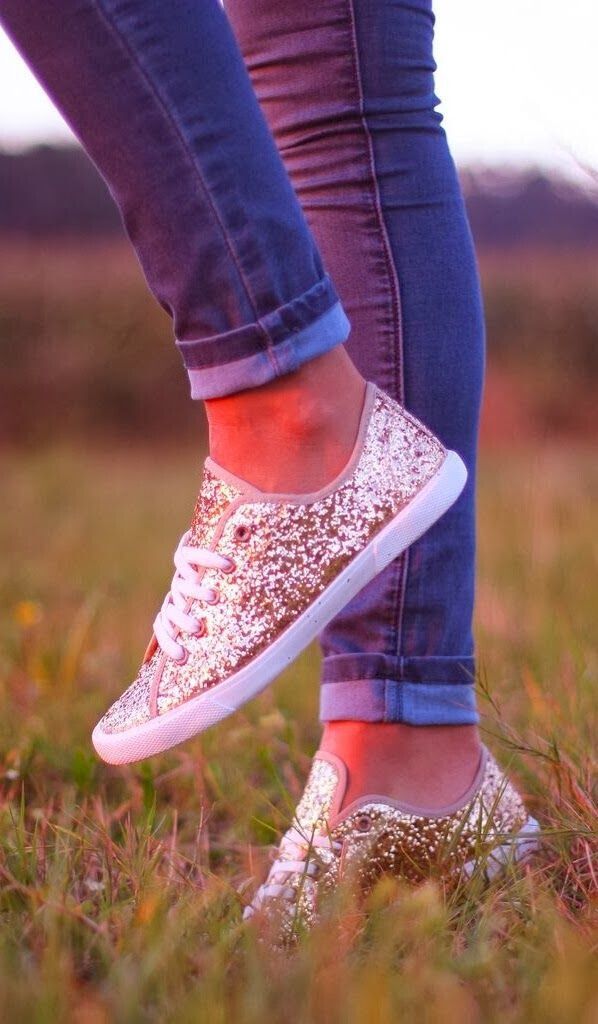 glittery Cute DIY Converse Makeover Ideas