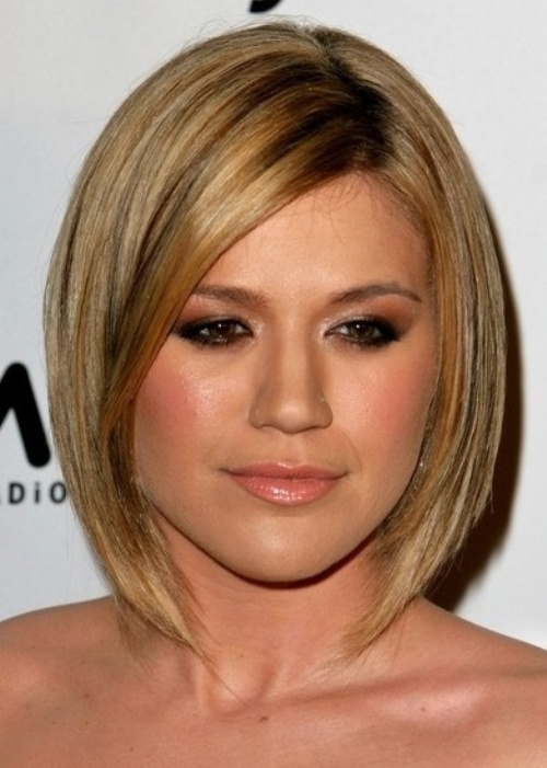 Asymmetrical bob /via 