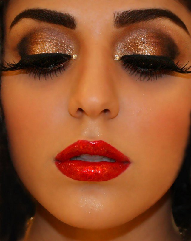Bronze Shimmer Eye and Red Lip Makeup