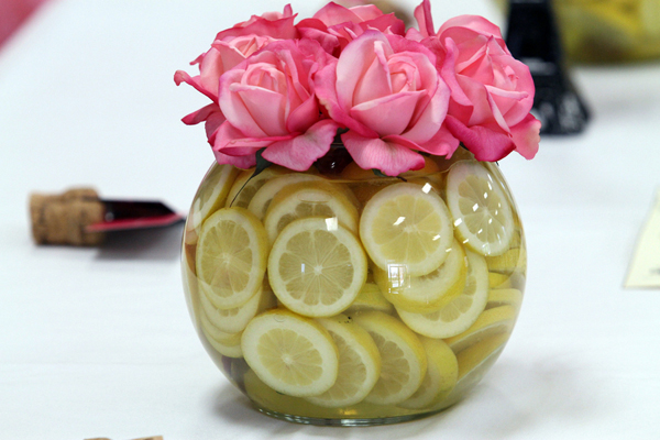 Design your own fruit and flower centerpieces