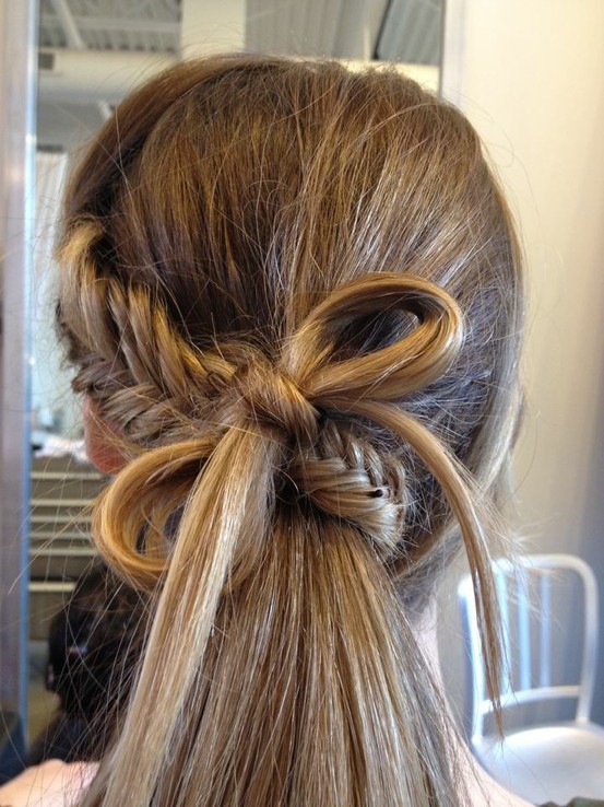 Fishtail with a bow