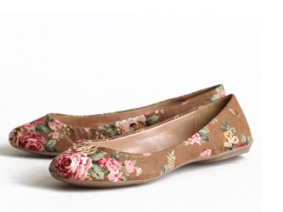 25 Fun Ways to Wear Floral This Year - Styles Weekly