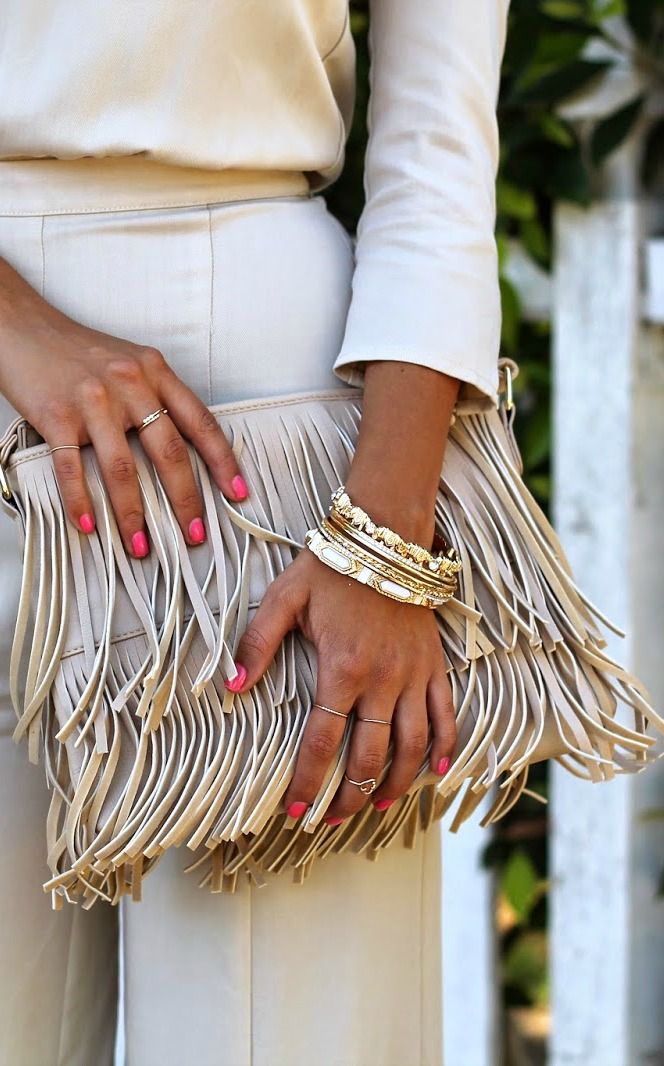 Fringe clutch