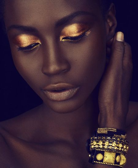 Golden yellow eyeshadow