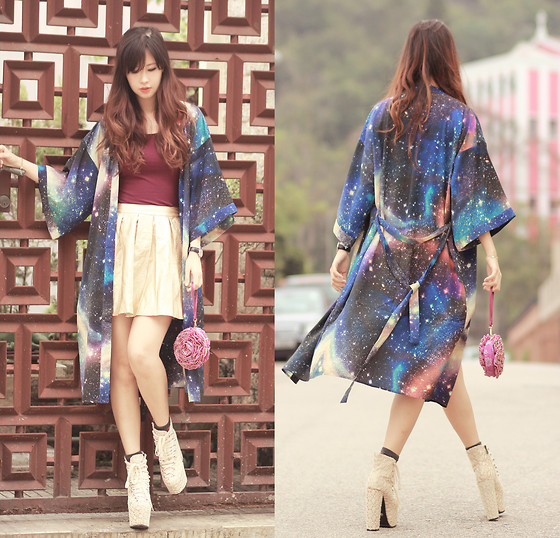 Kimono and mini-skirt