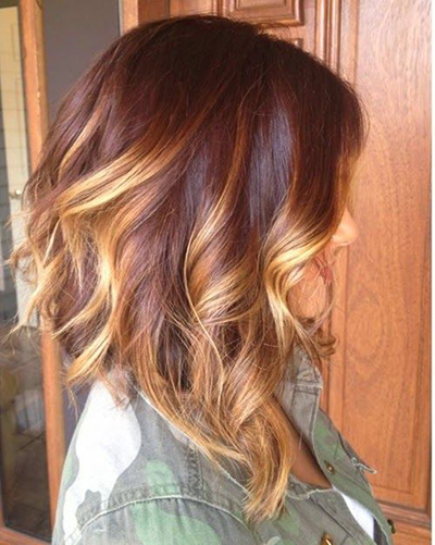Long Bob with Loose Curls and Highlights