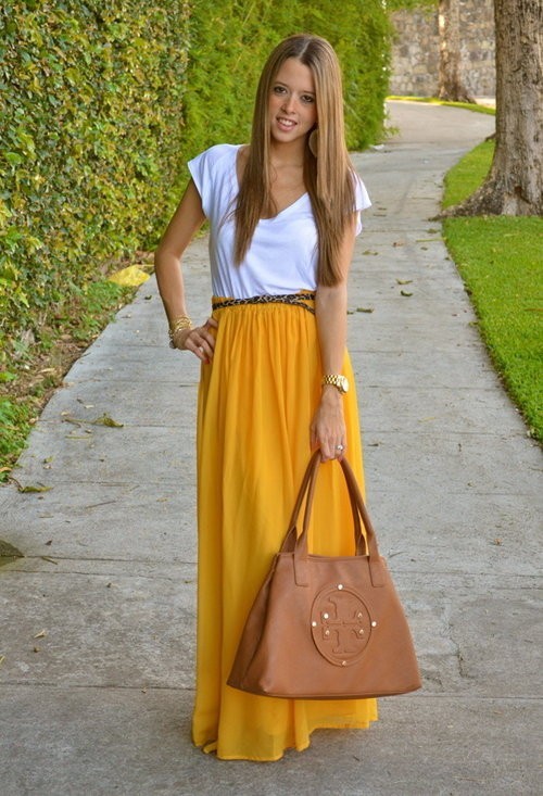 25 Striking Ways to Wear Yellow | Styles Weekly