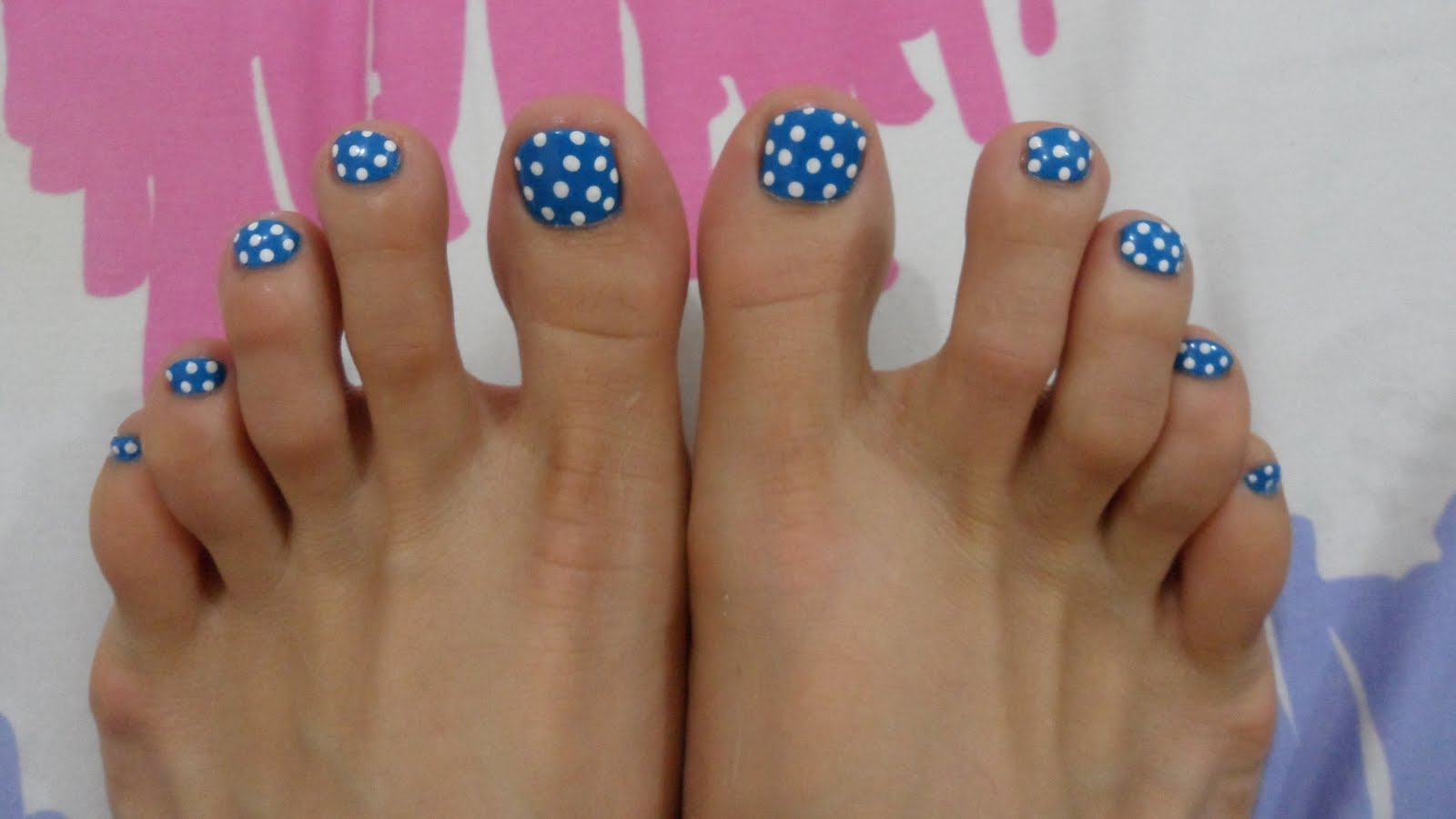 Polka dot pedicure