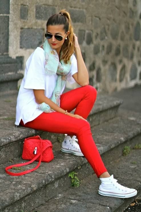 Red skinny jeans