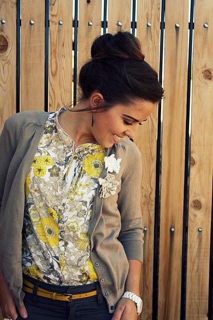 Sweet yellow floral top
