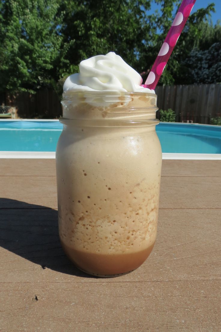 Vanilla mocha frappe