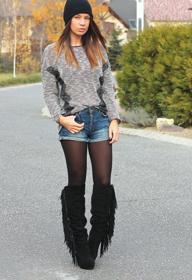 Black fringe boots