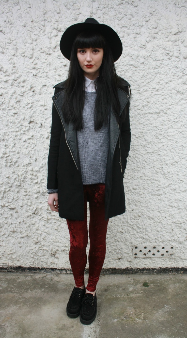 Great sweater with velvet leggings