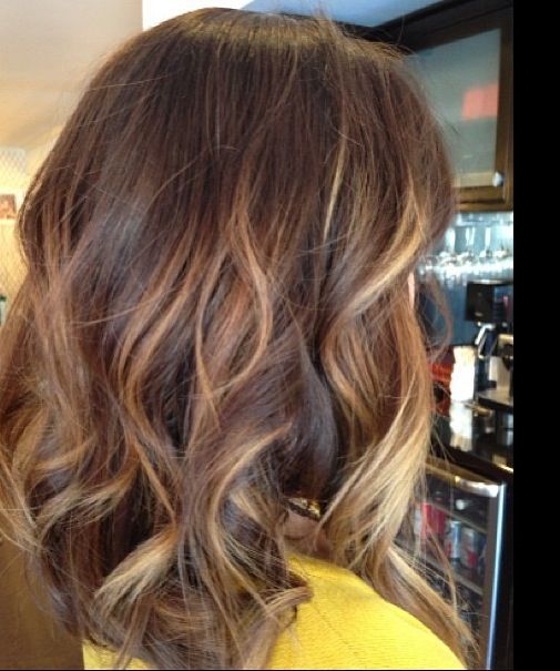 Lob with blonde highlights