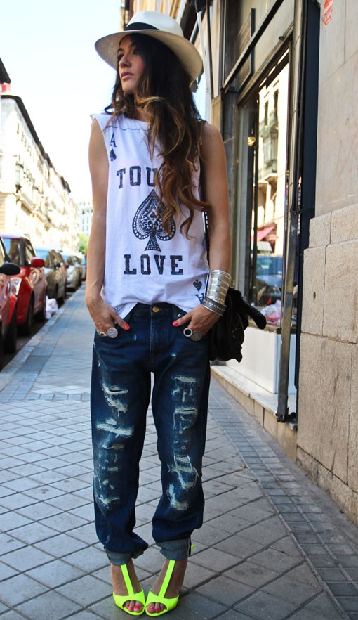 Ripped jeans and graphic short sleeve tee