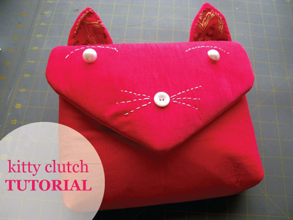 Eye-Catching Cat Clutch