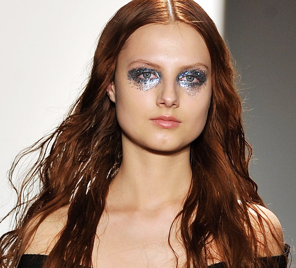 20 Eye-Catching Face Embellishments