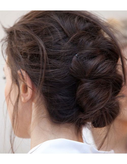 20 Feminine Ways to Wear the French Twist This Fall