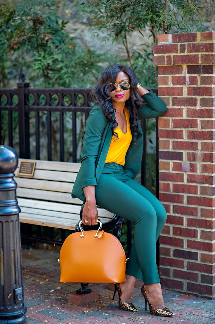 21 Stunning Ways to Wear Teal This Fall