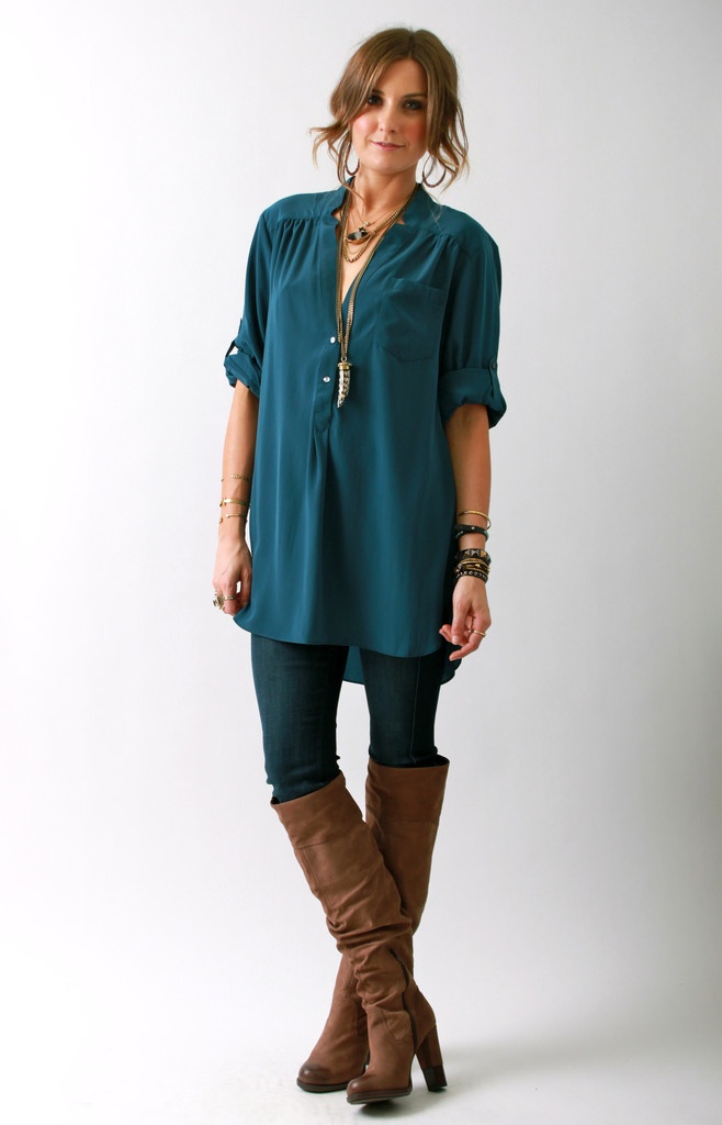 21 Stunning Ways to Wear Teal This Fall