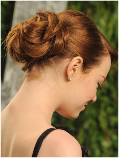 22 Fashionable Ways to Wear a Bun This Fall Season