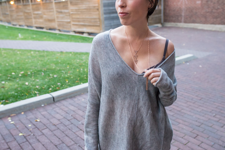 22 Sexy Plunging Neckline Looks for This Fall/Winter