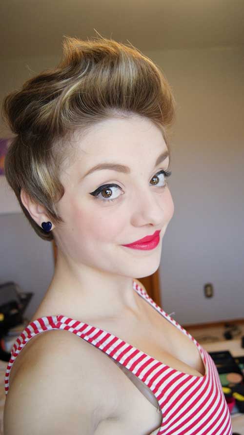 23 Really Cool-Looking Short Hairstyles for Summer