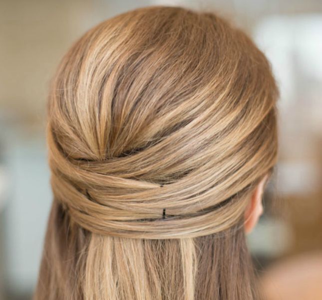 24 Beautiful Ways to Wear Long Locks This Fall