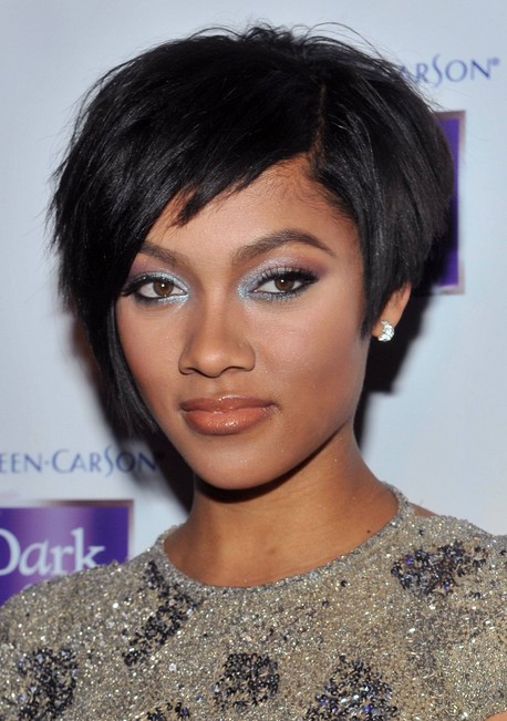 24 Cute Short Hairstyles (with Bangs)