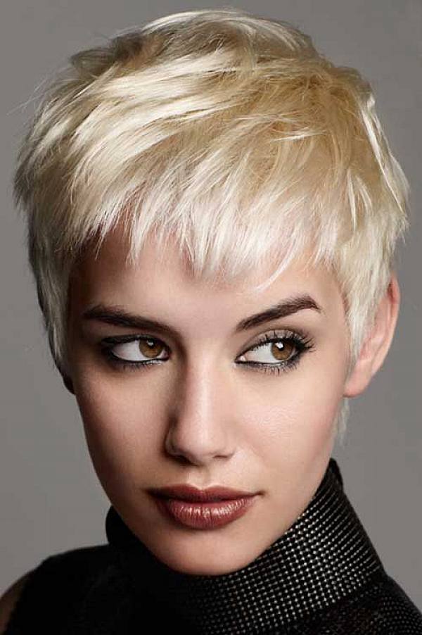 25 Cool and Easy Short Hairstyles