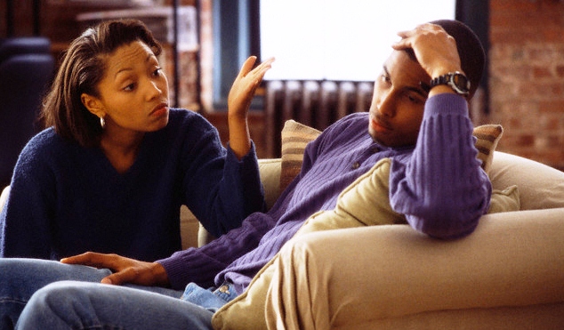 15 Signs You're Bored (to Tears) in Your Relationship