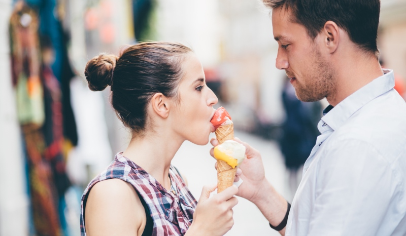 20 Fun (and Affordable) Things to Do on a Date