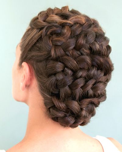 24 Gorgeously Creative Braided Hairstyles for Winter