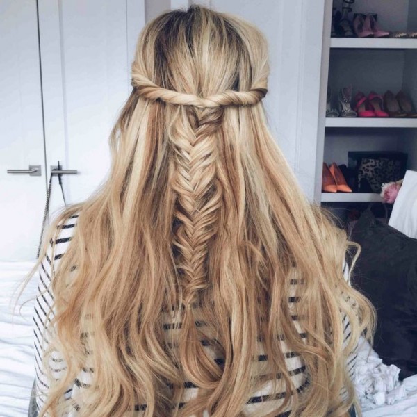 20 Beautiful Fishtail Braided Hairstyles - Styles Weekly