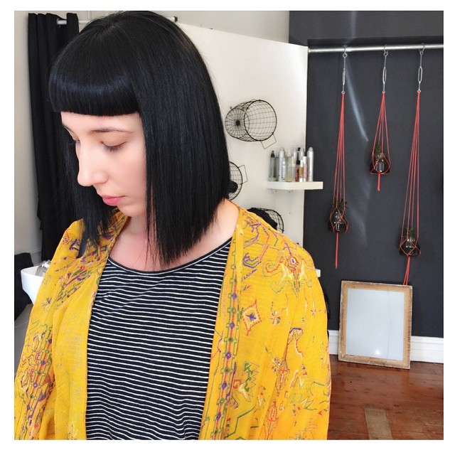 short straight blunt black bob haircut with blunt bangs